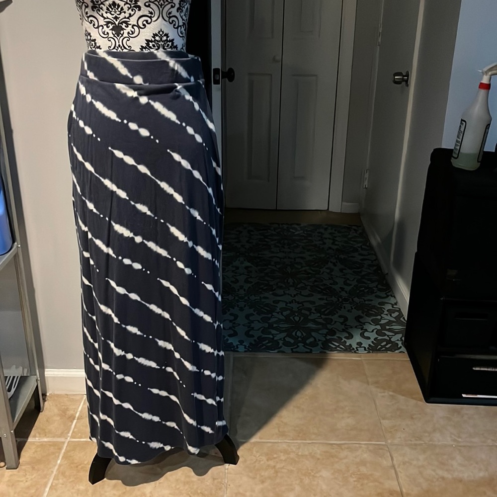 Navy blue and white maxi skirt